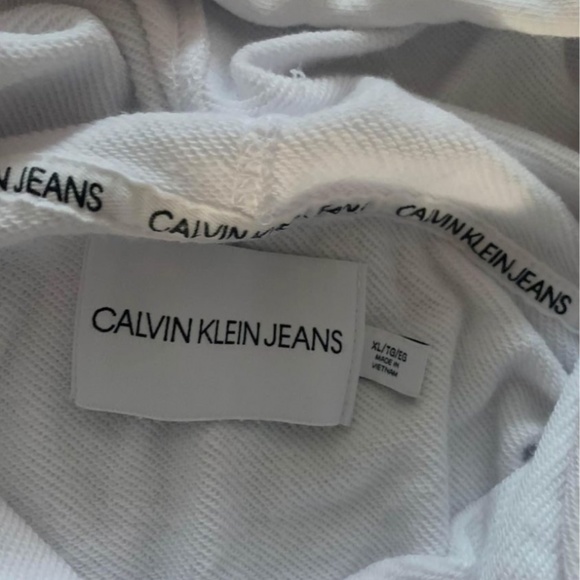 Calvin Klein Cropped Hoodie - Picture 2 of 2